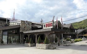 Pers Hotel